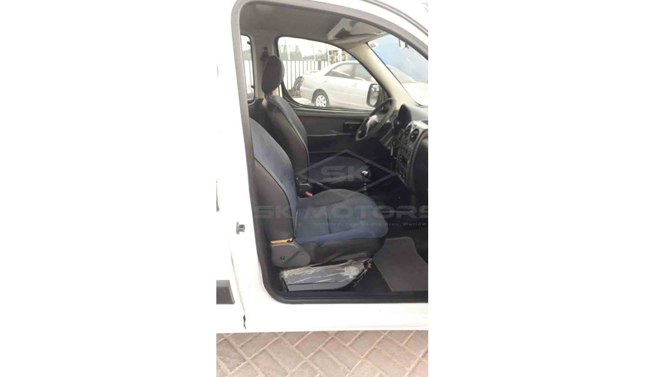 بيجو بارتنر 1.6L, 15" Tyres, Xenon Headlights, 7 Seats, Airbags, Manual Gear Box, Front A/C (LOT # 970)