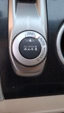 Nissan Pathfinder SE Mid 3.5L