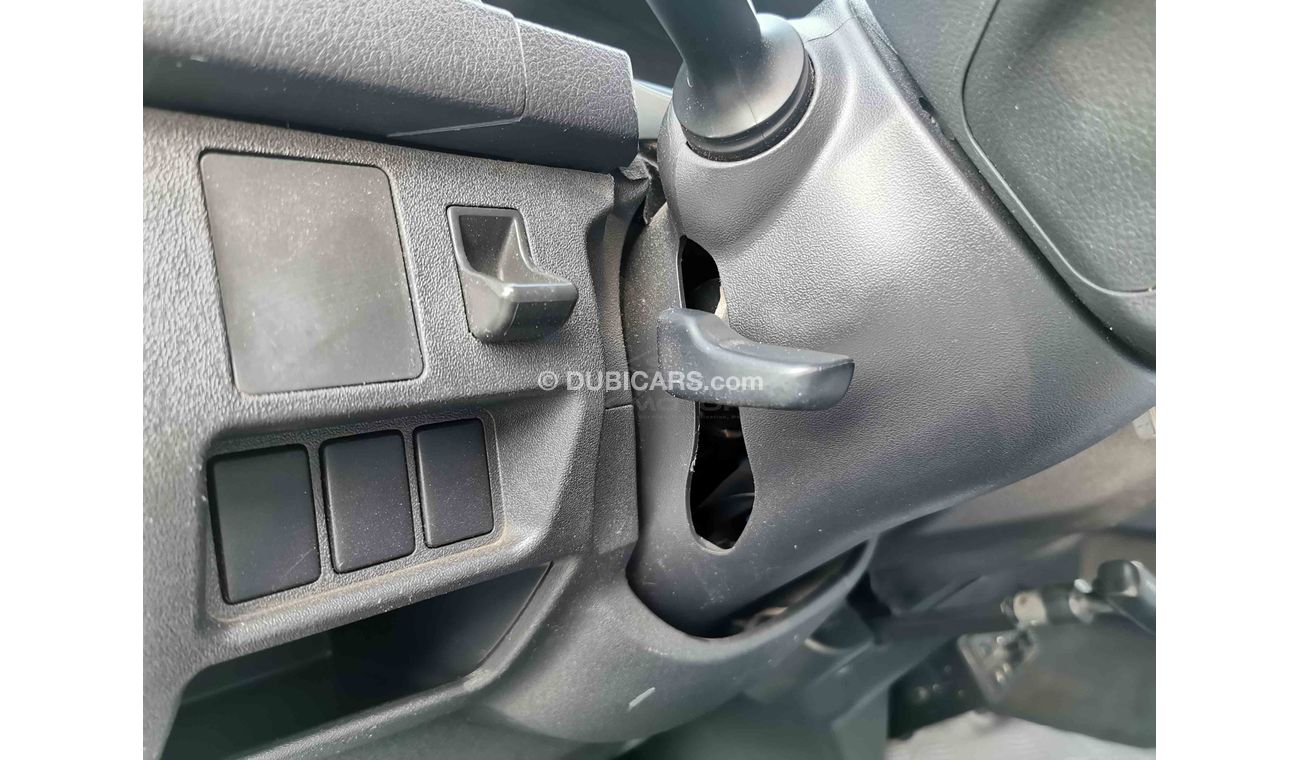 Toyota Hiace 2.7L Petrol, 15" Tyre, Manual Gear Box, Front & Rear A/C, Rear Roof Speaker, CD-USB (LOT # 5999)