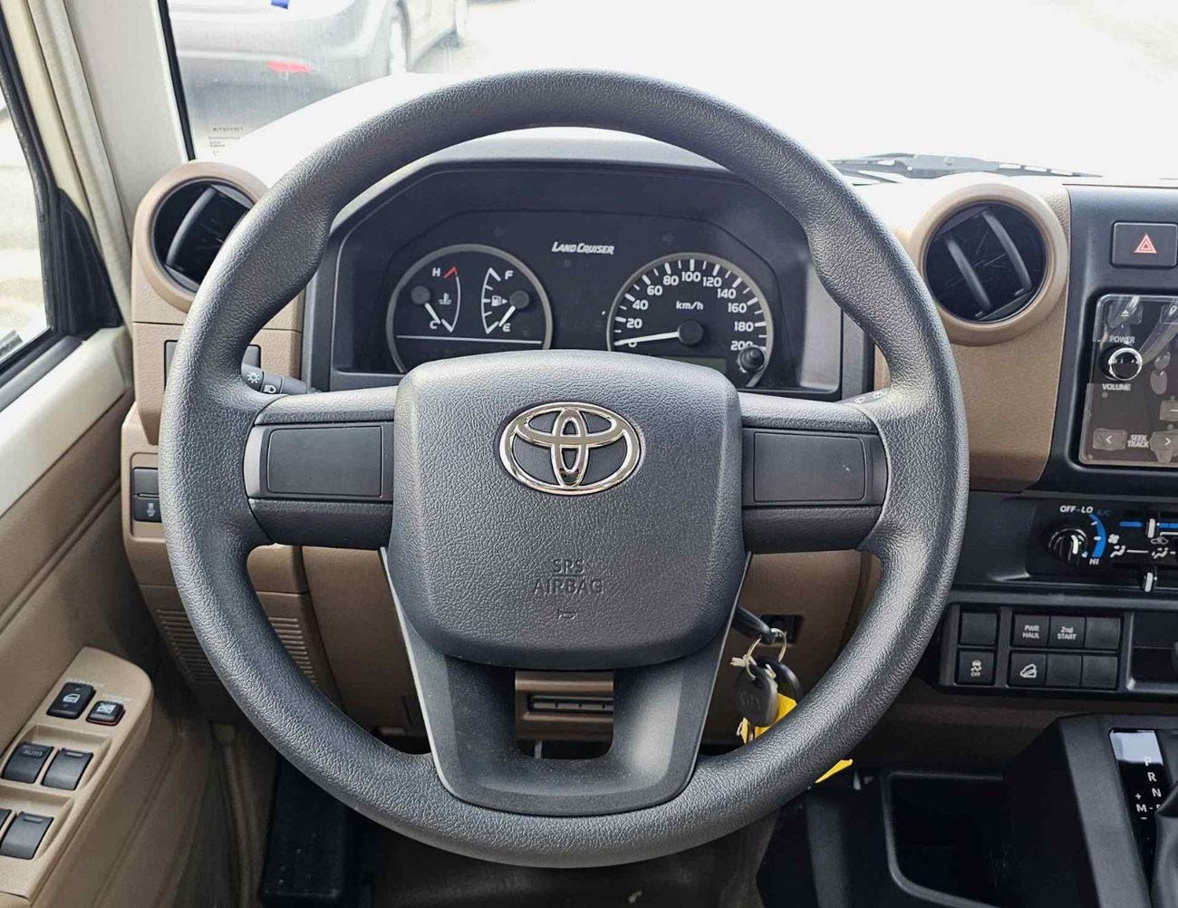 Toyota Land Cruiser Pick Up LC79 | DOUBLE CABIN | STD-E | DIESEL | A/T | 2.8L V4 | SNORKEL | 4WD (CODE # 79)