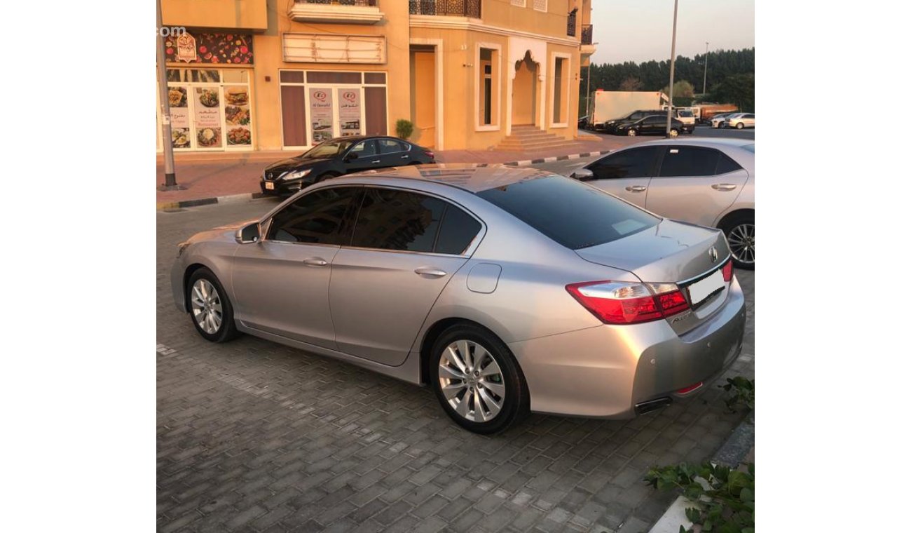 هوندا أكورد 2.4L