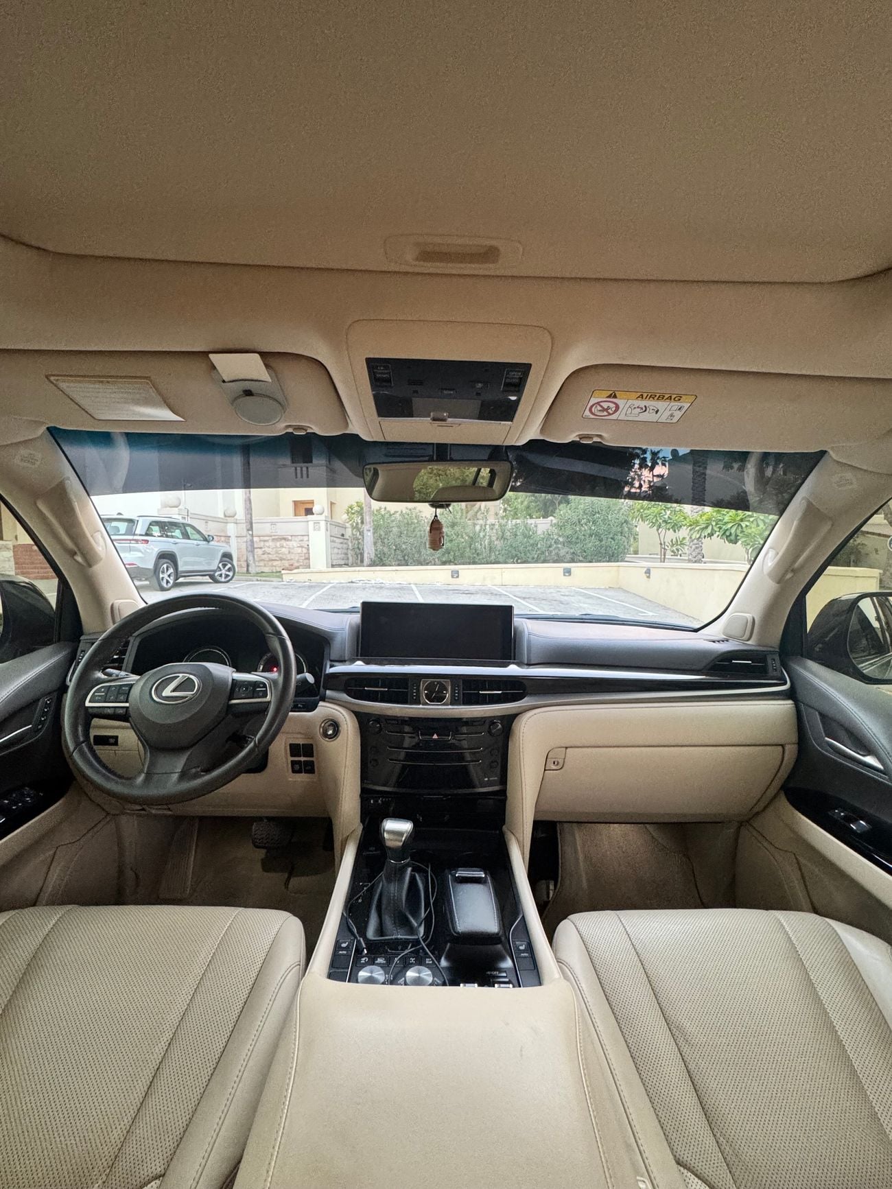 Lexus LX570