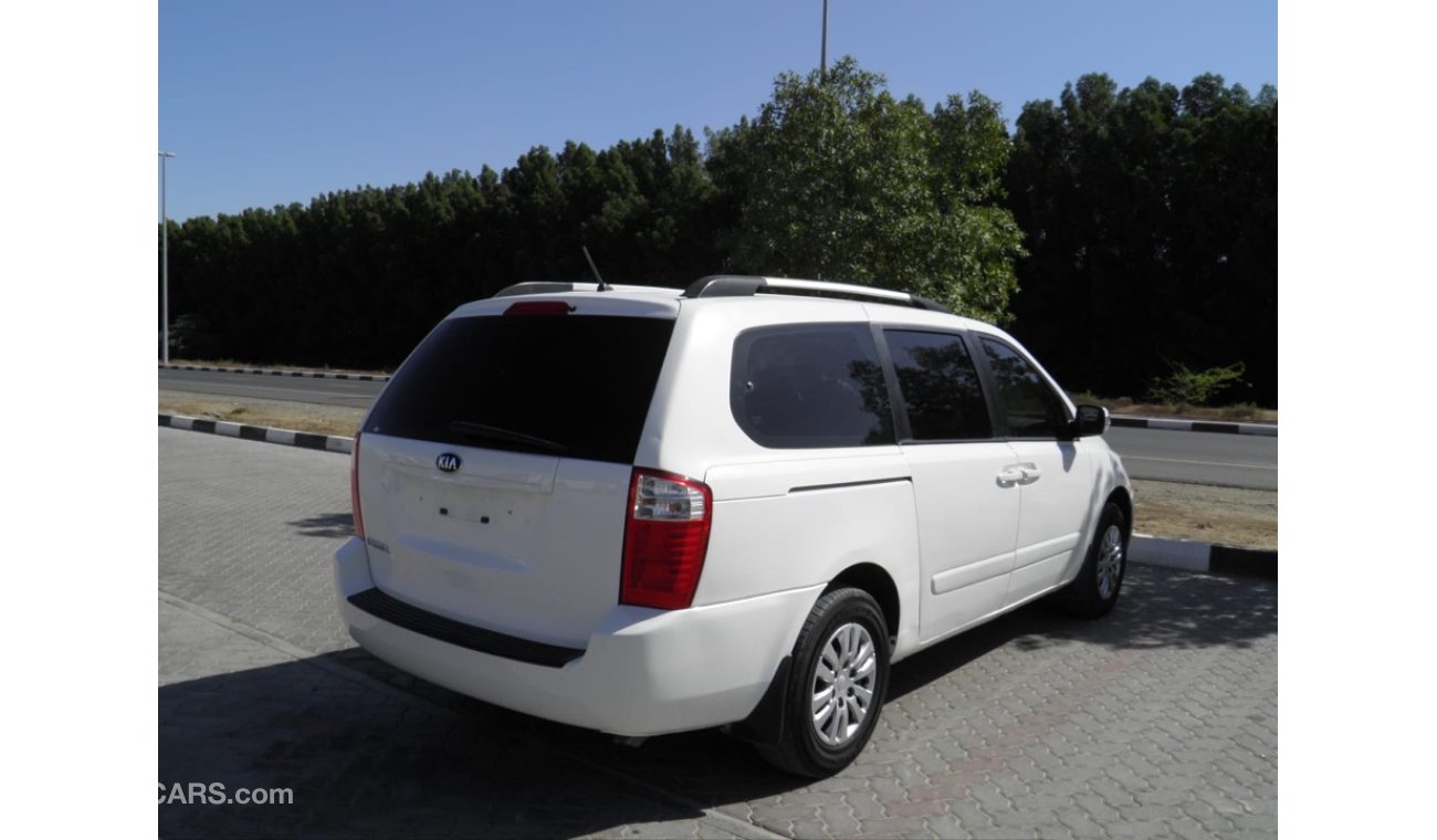 Kia Carnival 2014