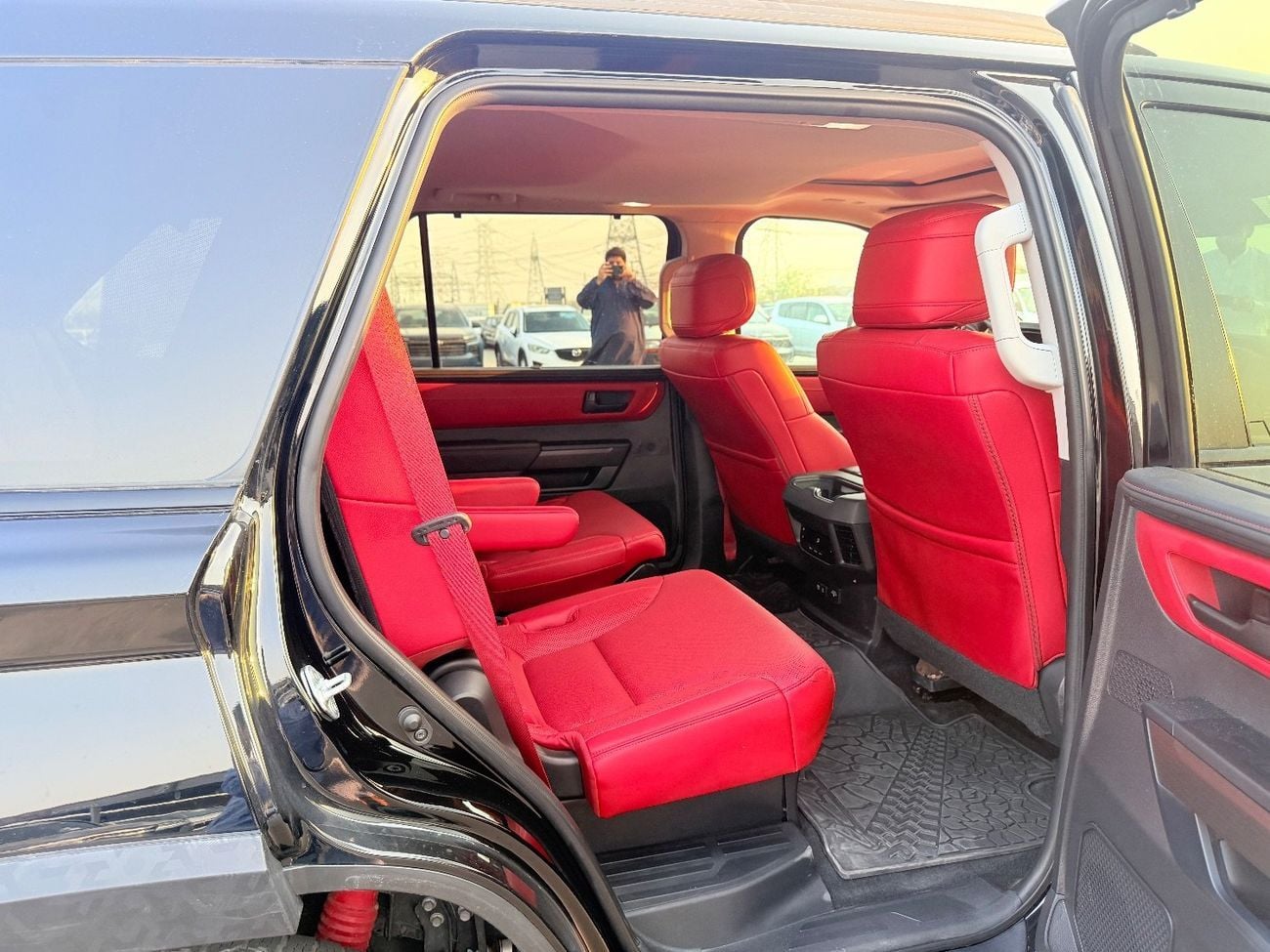 تويوتا سيكويا