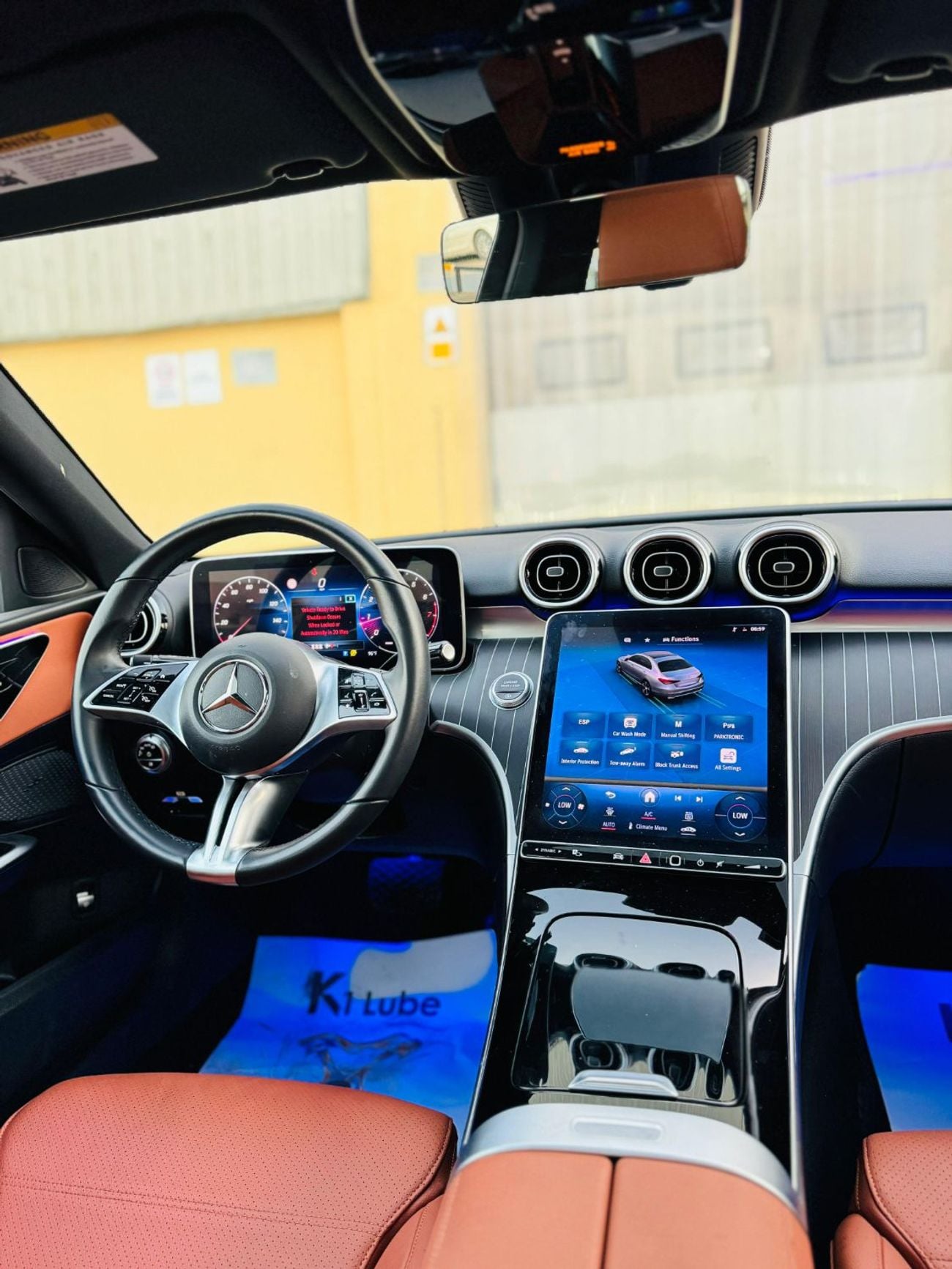 Mercedes Benz C300 STANDARD