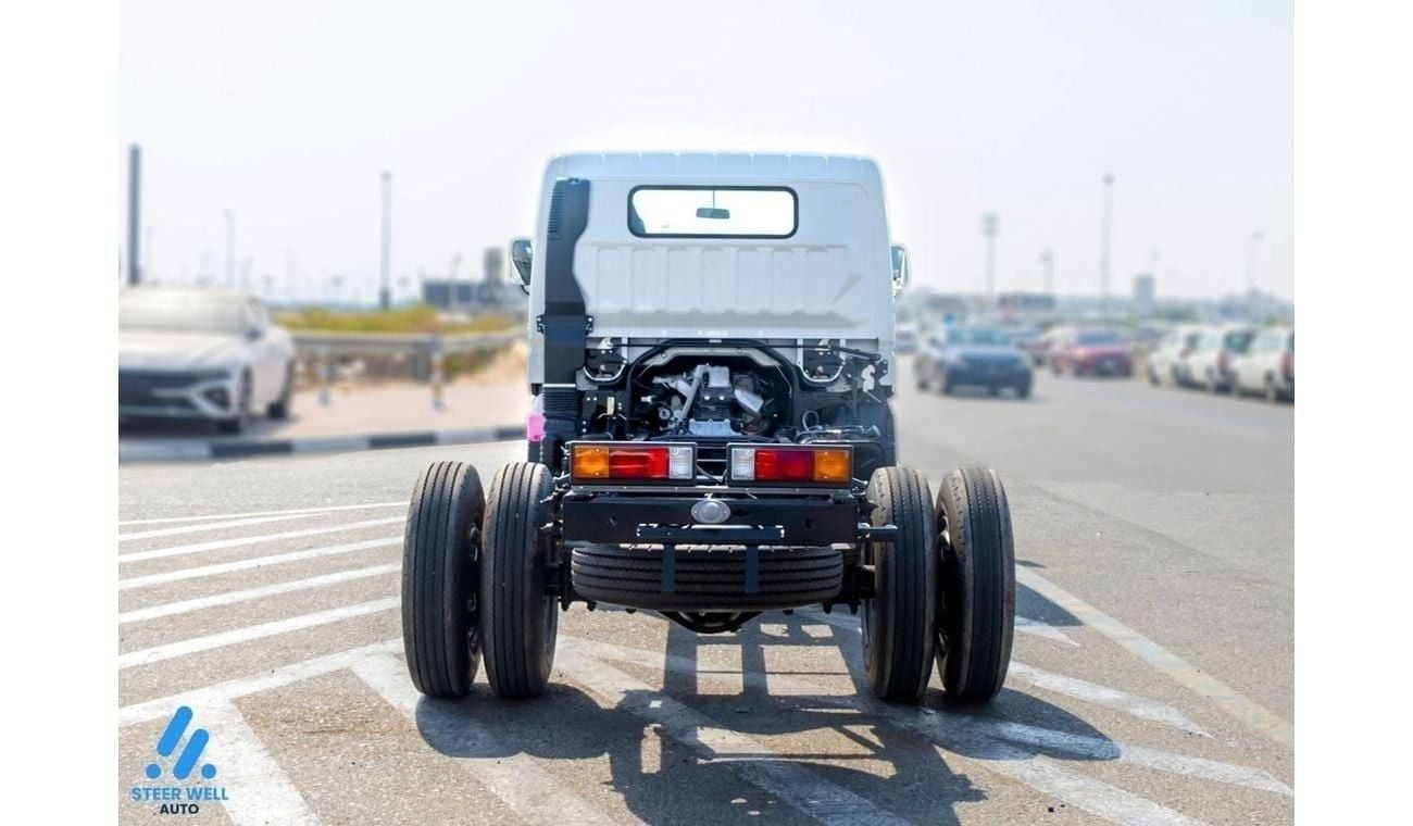 ميتسوبيشي فوسو كانتير Canter 2024 4.2L Euro 2 4x2 Diesel Long Chassis | 100L Fuel Tank | POWER STEERING