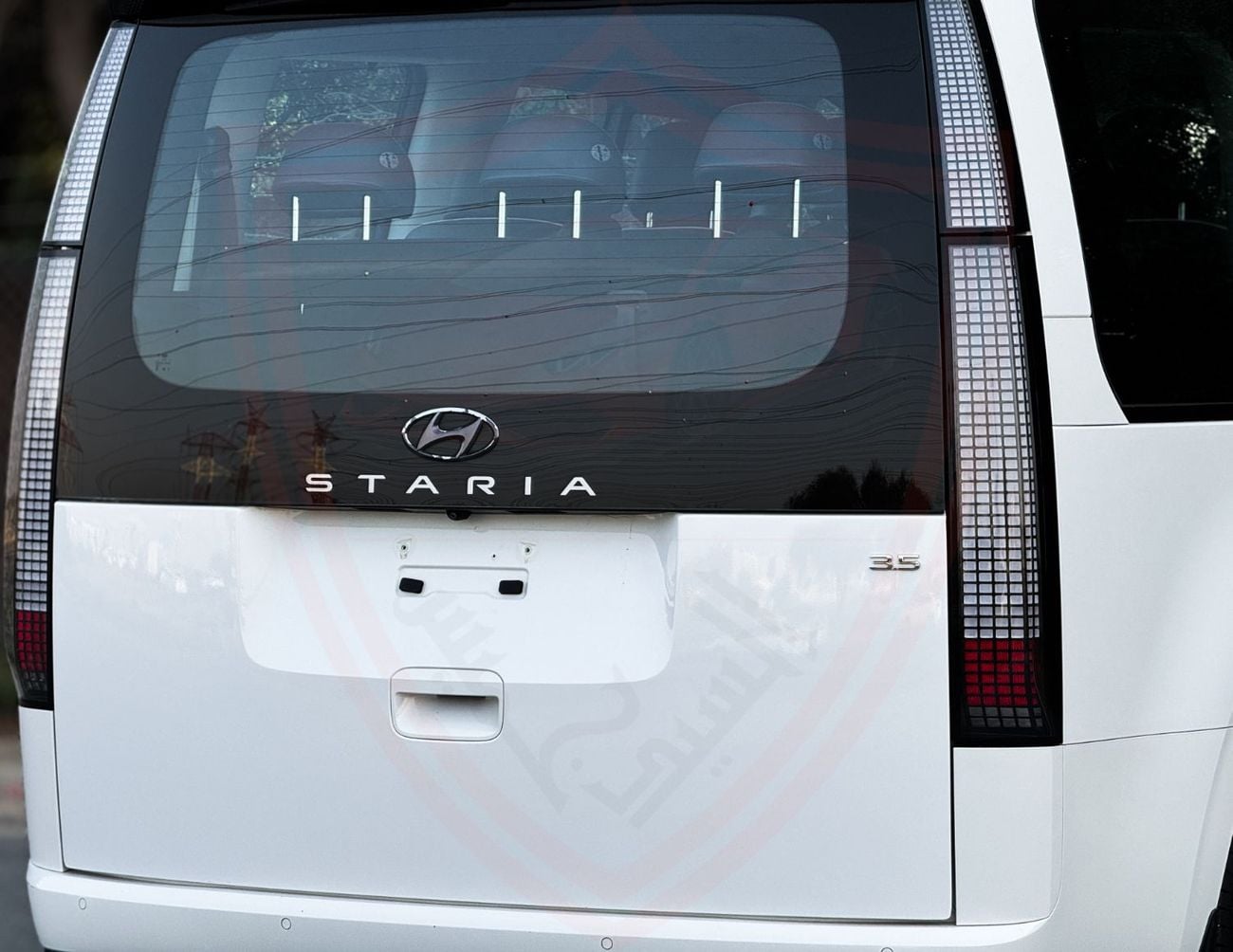 Hyundai Staria Comfort 3.5L (11 Seater)