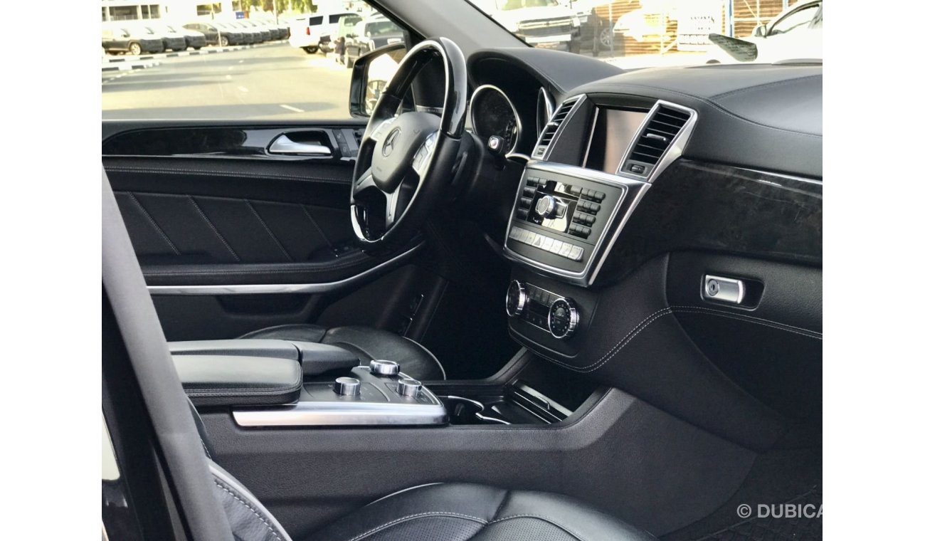 Mercedes-Benz GL 550