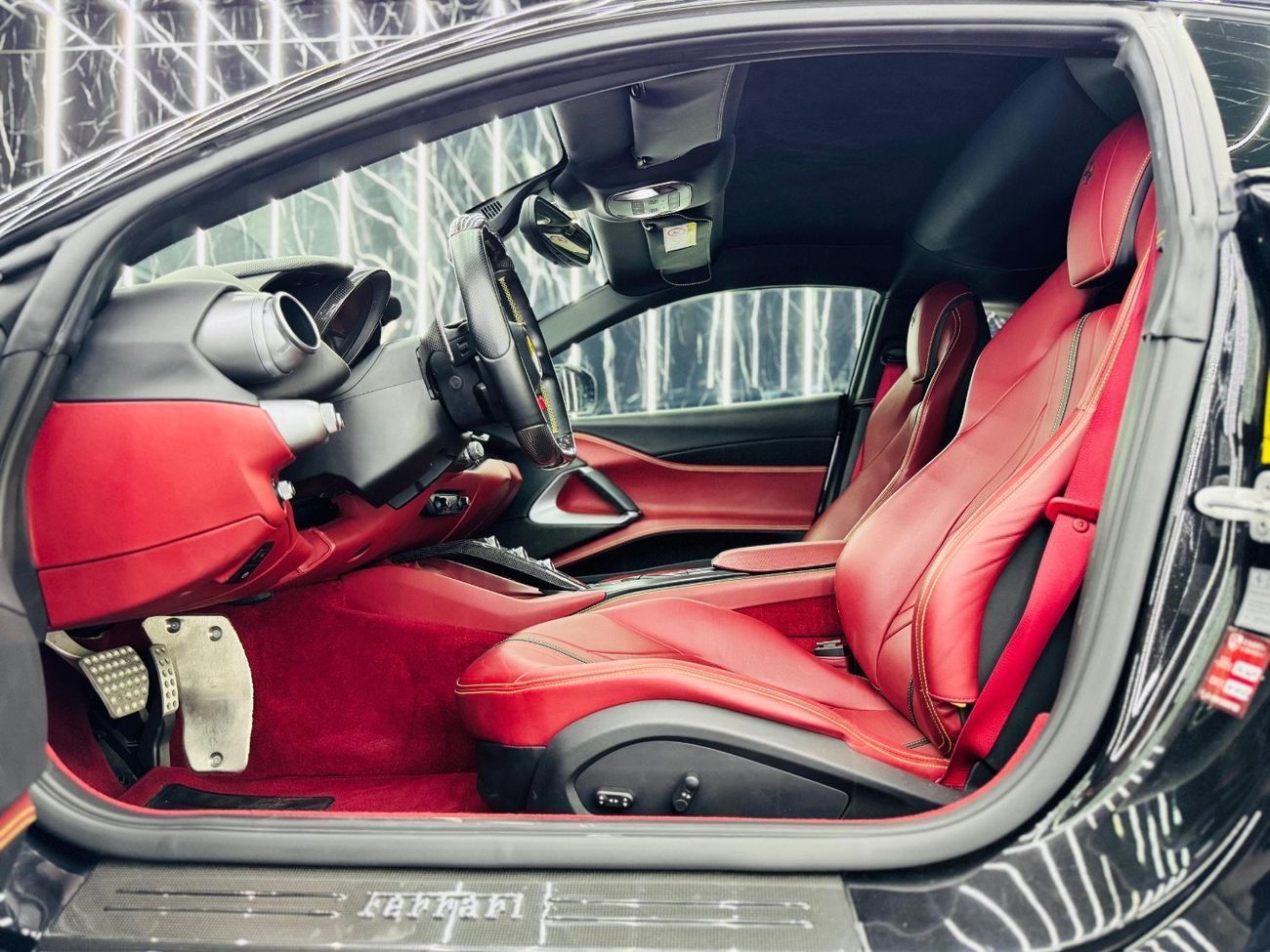 فيراري 812  سوبرفاست 812 Superfast 2018 Ferrari, Full Ferrari Service History, Carbon Fiber Package, Very Low Kms, GCC