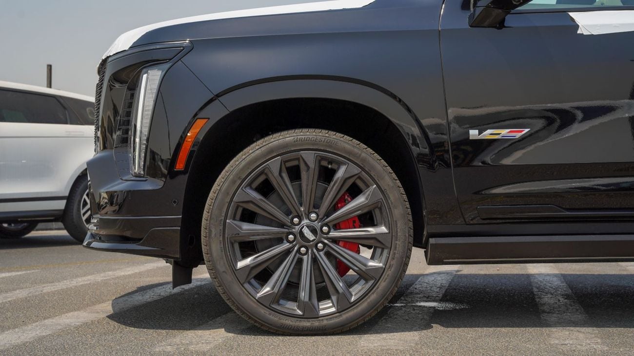 كاديلاك إسكالاد V SERIES Cadillac Escalade-V | 2026 | GCC Specs | Petrol | 6.2L Supercharged V8 | 682 HP | AWD