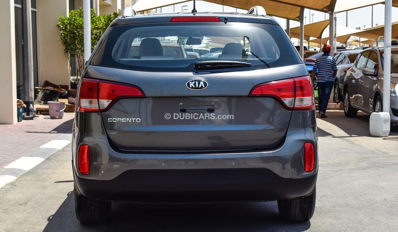 كيا سورينتو كيا سورنتو خليجي بدون حوادث السياره تحت الظمان السعر شامل الظريبه