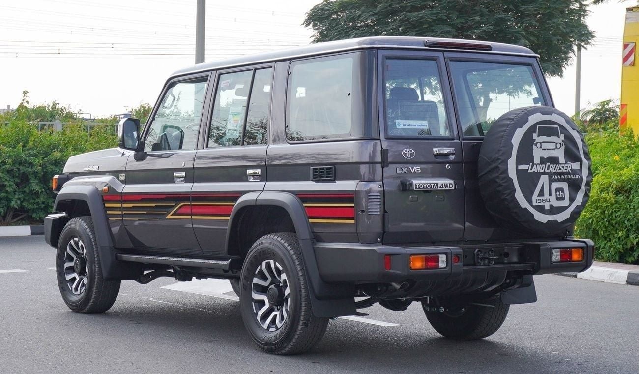 Toyota Land Cruiser 70 4.0L V6 A/T