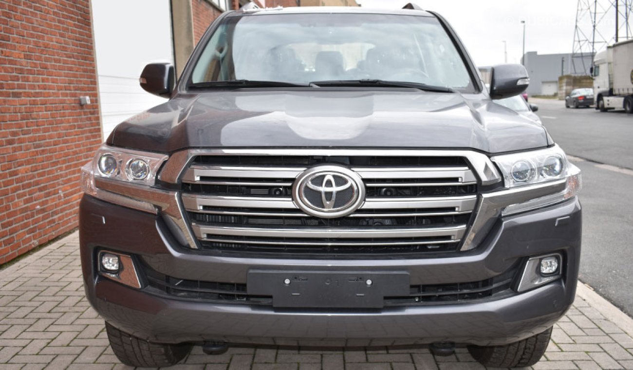 Toyota Land Cruiser 4.5 TDSL A/T !!! AVAILABLE IN ANTWERP