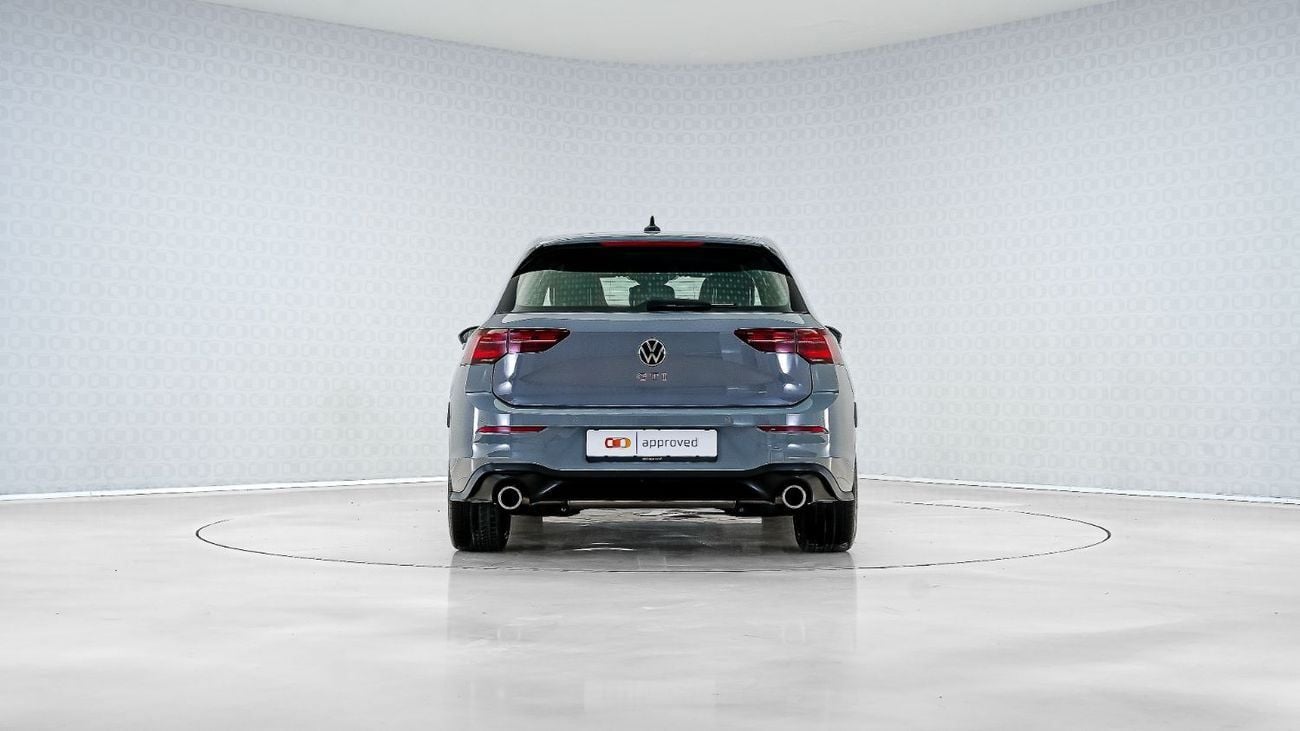 فولكس واجن جولف GTI P2 | AED 1,994 PM | Warranty September 2028 - Service September 2027 | GCC