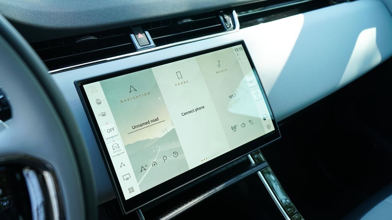 Land Rover Range Rover Evoque SE P250 DYNAMIC 2025!! BRAND NEW CAR!! FIVE YEARS WARRANTY!! THREE YEARS SERVICE CONTRACT