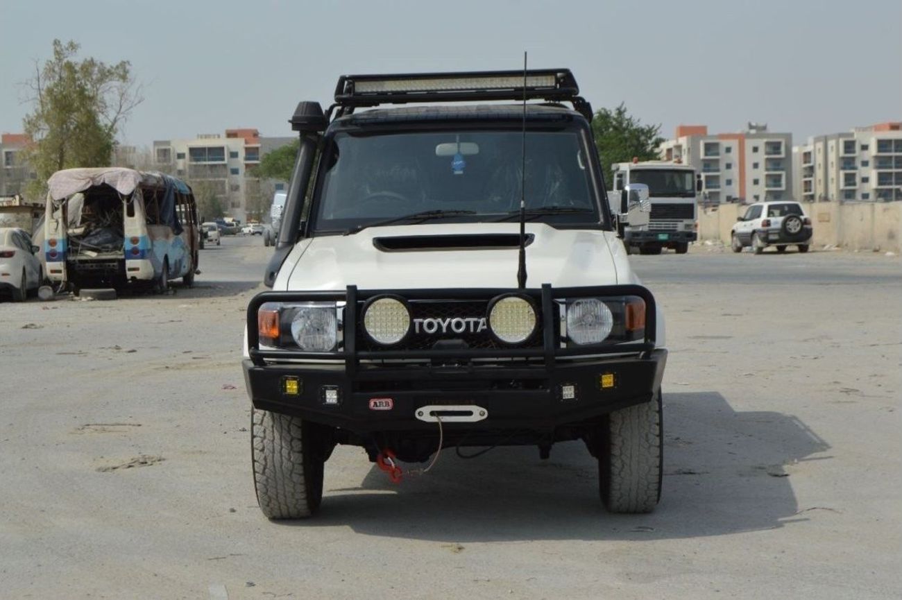 Toyota Land Cruiser Pick Up Double cabin