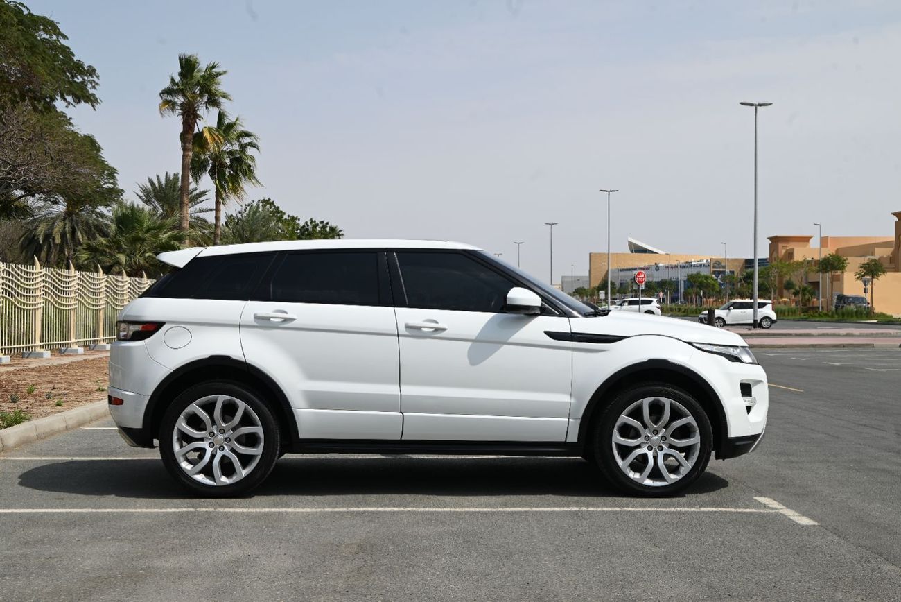 Land Rover Range Rover Evoque Dynamic Plus 2.0L (5 Door) AGENCY MAINTAINED - RANGE ROVER EVOQUE 2.0 DYNAMIC PLUS - GCC SPECS - PAR