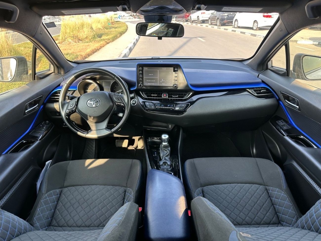 Toyota CHR XLE premium