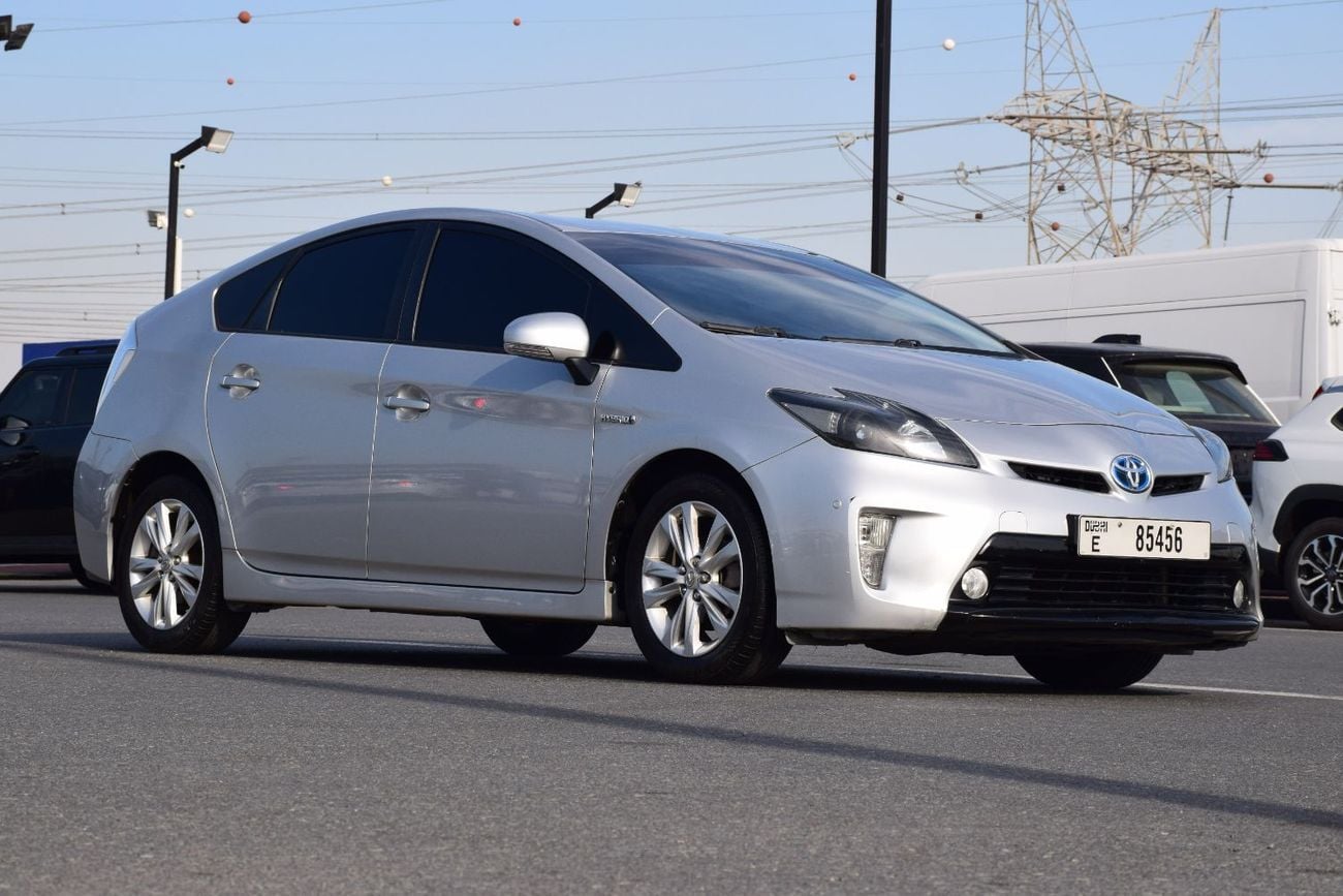 Toyota Prius STD (NON GCC) 1.8L Hybrid (Japanese Specs)