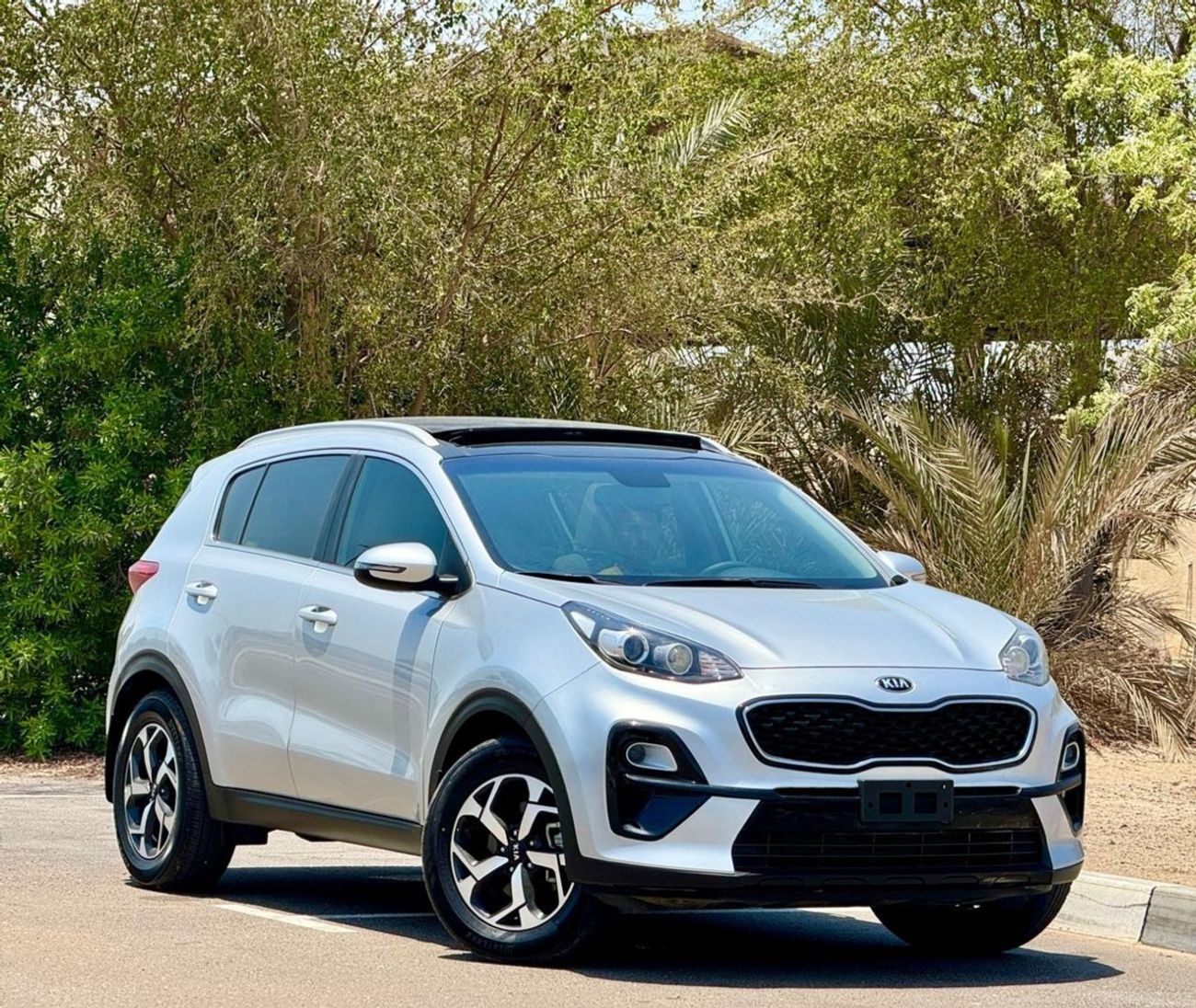 كيا سبورتيج Top 1.6L 920-Monthly l GCC l Panoramic, Cruise, 1.6L l Accident Free