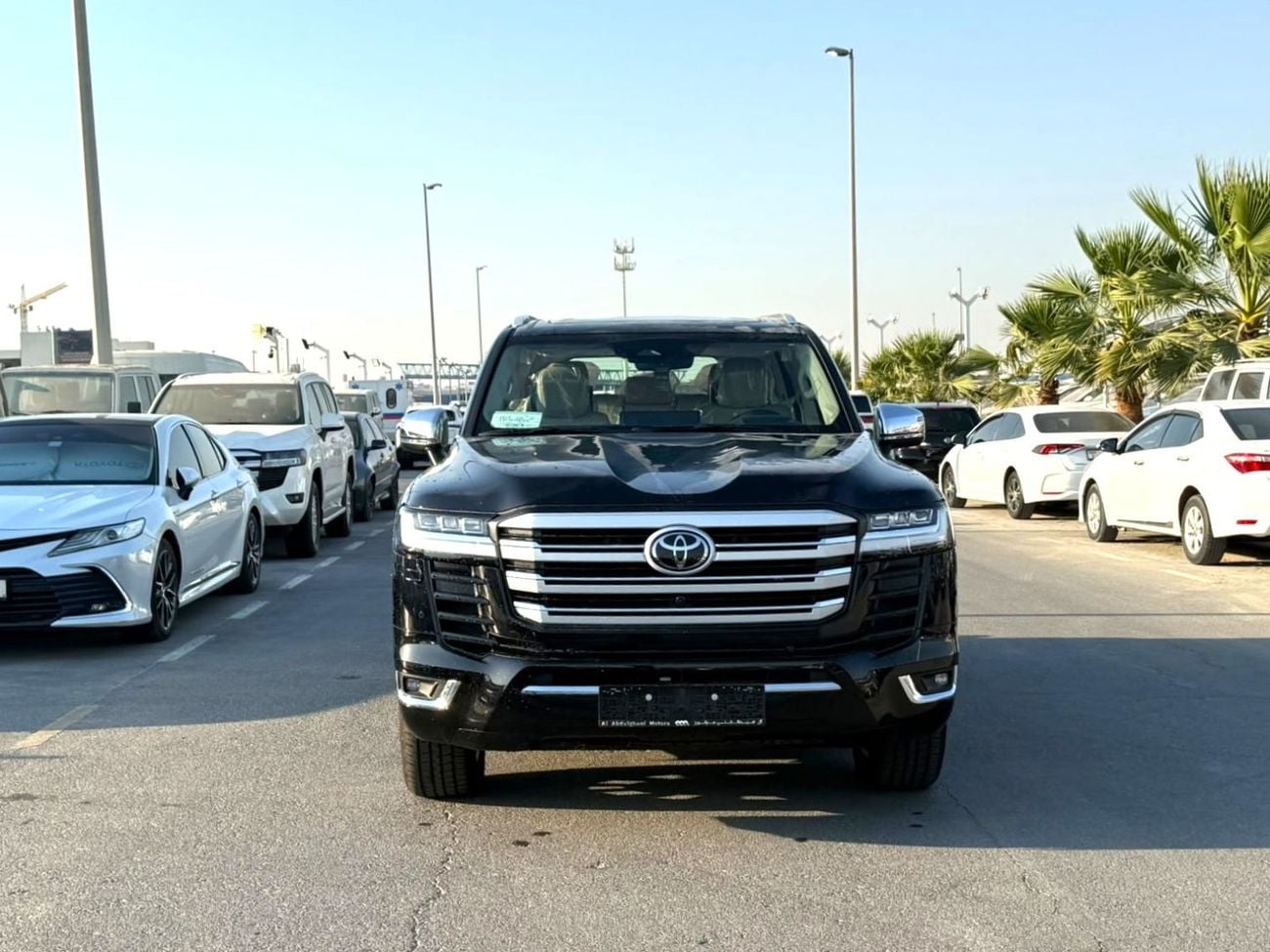 تويوتا لاند كروزر Land Cruiser VXR 3.5L Twin Turbo A/T Petrol 4X4 .7 Seats . 5 Doors 2026 Model
