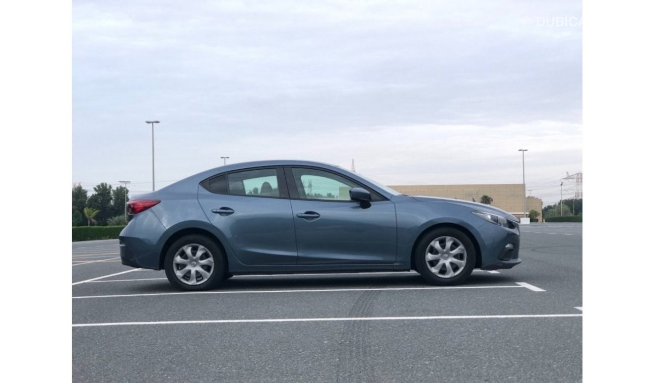 Mazda 3 MODEL 2016 GCC CAR PERFECT CONDITION INSIDE AND OUTSIDE LOW MILEAGE