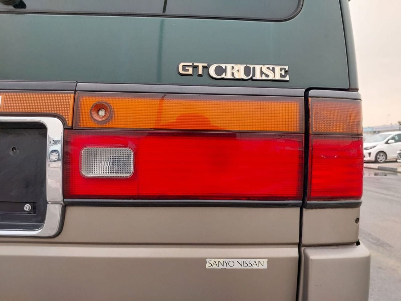 نيسان كارافان (RAMADAN OFFER) NISSAN CARAVAN VAN RHD 1996 MODEL 2.7 L DIESEL AUTOMATIC(PM63880)