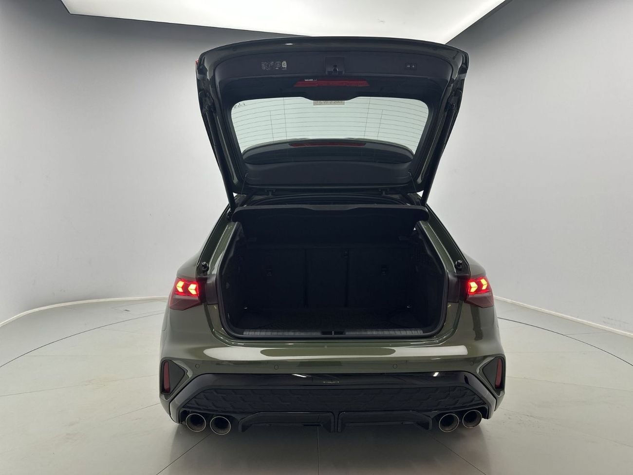 Audi S3 TFSI quattro 2.0L Sportback 333hp (Ref# 43067)