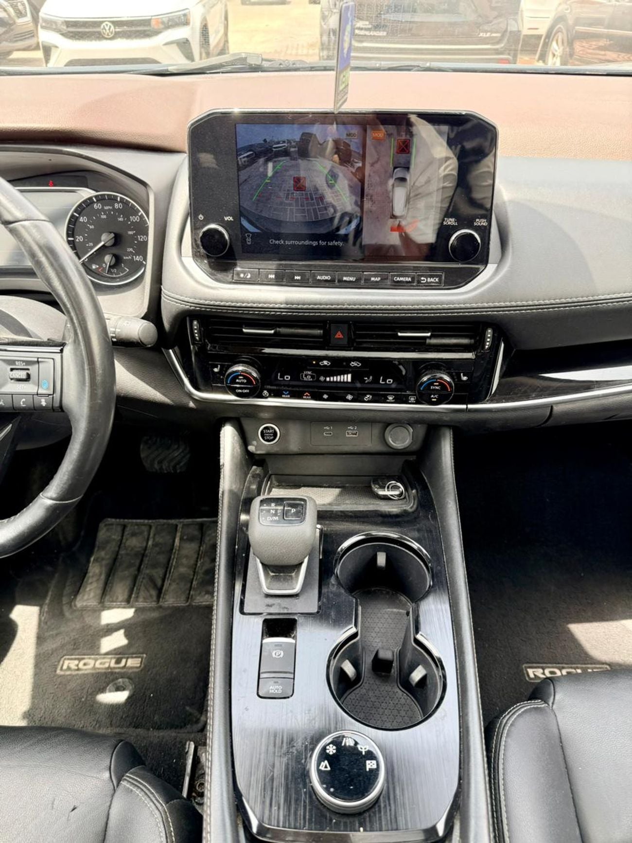 Nissan Rogue PLATINUM (NON GCC) 2023 Nissan Rogue SL Black Full Option  360 cam 4x4 5 leather seats Panorama roof