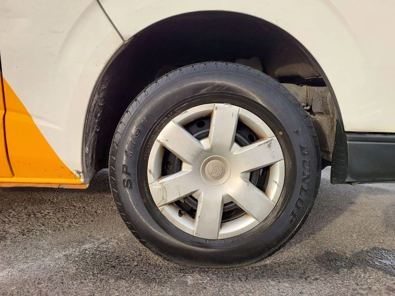 Toyota Hiace TOYOTA HIACE VAN RHD 2015 MODEL 3.0 L DIESEL MANUAL(PM18092)