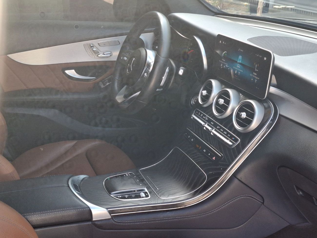 Mercedes-Benz GLC Coupe 300 Mercedes-Benz  GLC300 coupe 2021