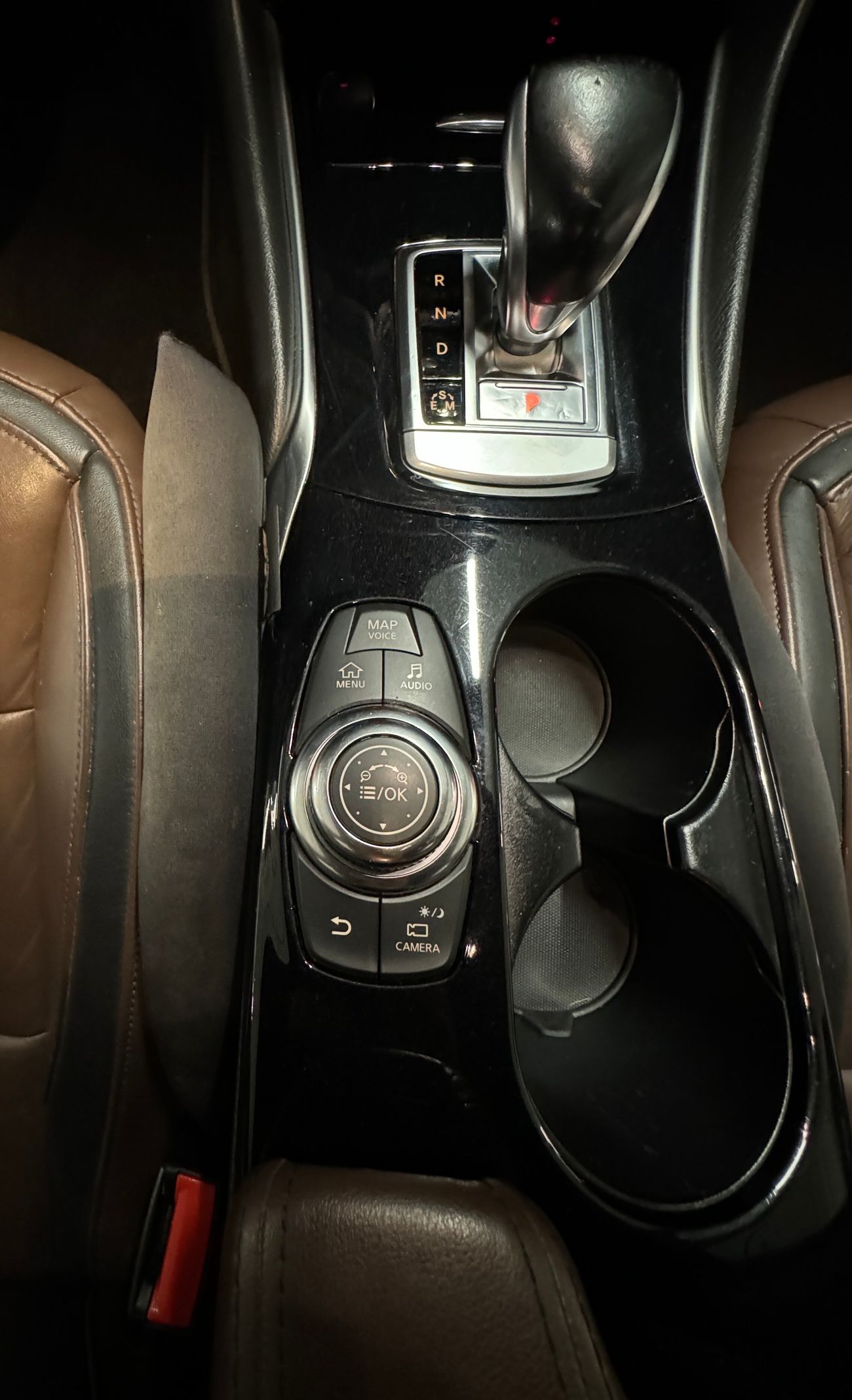 Infiniti QX30 premium