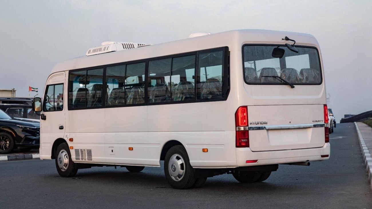 هيونداي كونتي FL 28-seater 3.9L Diesel | GCC Specs | 2026 | For Local Registration +10%