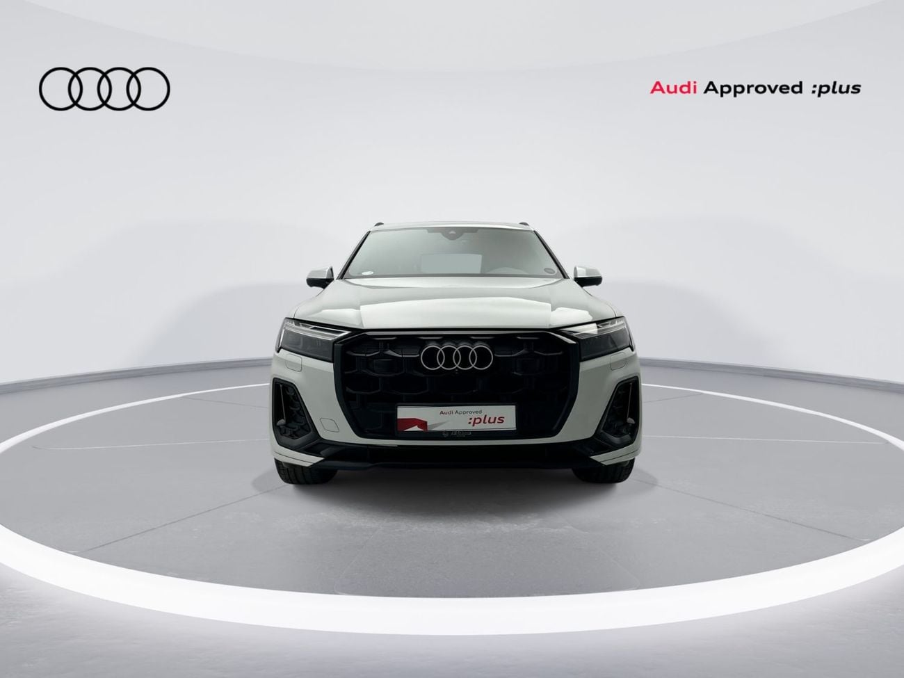 أودي Q7 45 TFSI quattro S Line 2.0L Q7 SUV S line 45 TFSI quattro 252hp (Ref# 16758)