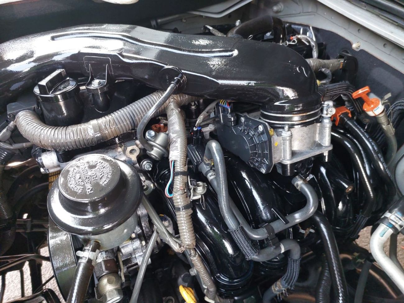 Toyota Hiace (RAMADAN OFFER) TOYOTA HIACE VAN RHD 2007 MODEL 2.7 L PETROL AUTOMATIC(PM19814)