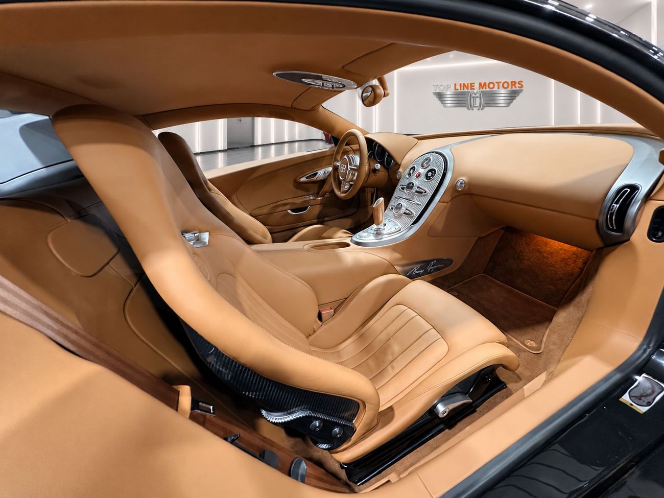 Bugatti Veyron STANDARD 1 out of 25
