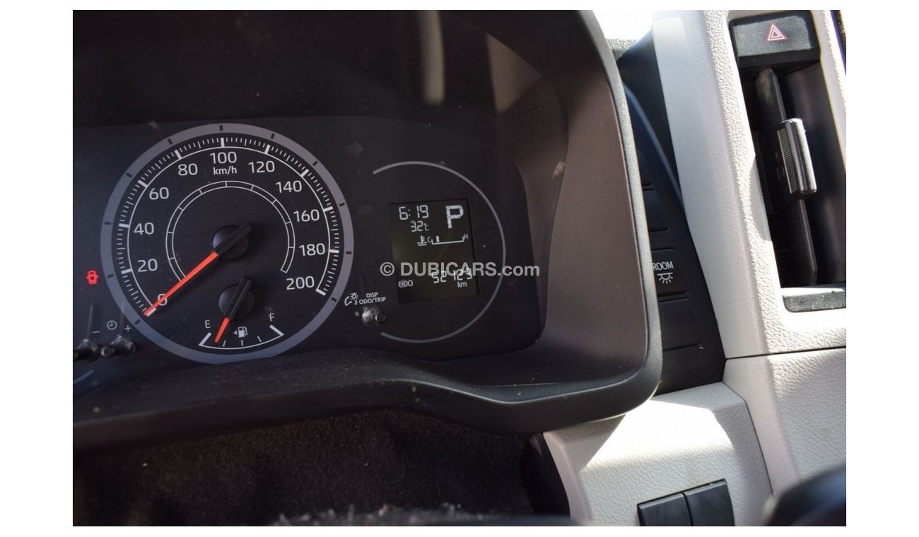 تويوتا هاياس كوميتور GL  سقف عالي