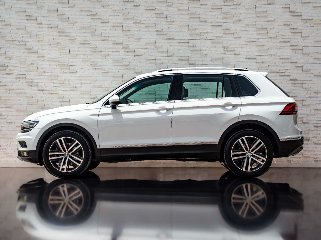 Volkswagen Tiguan SEL 2.0L