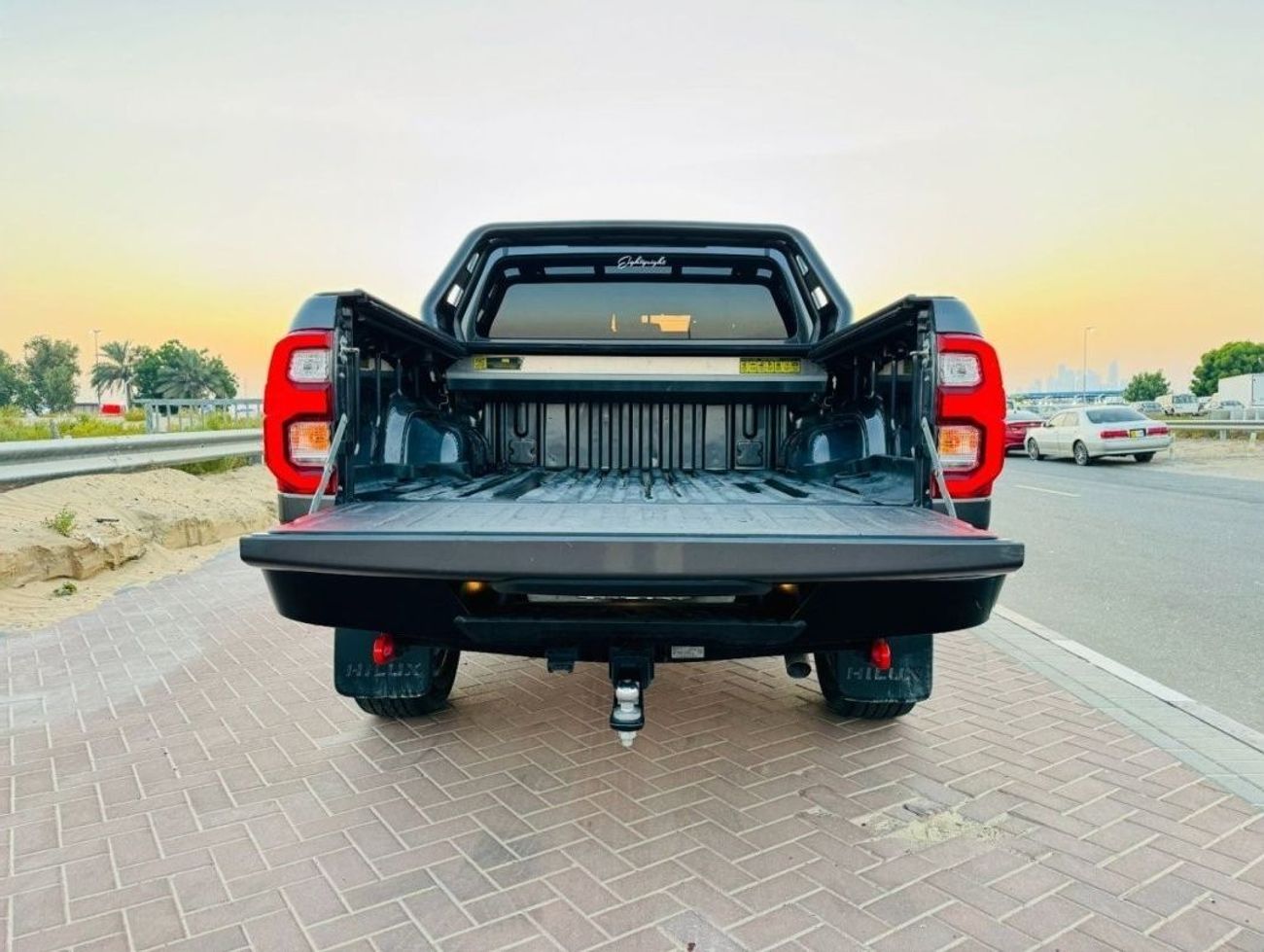 Toyota Hilux GR Sport TOYOTA HILUX GR , RIGHT HAND,  DIESEL FULL OPTION ( AUTOMATIC)