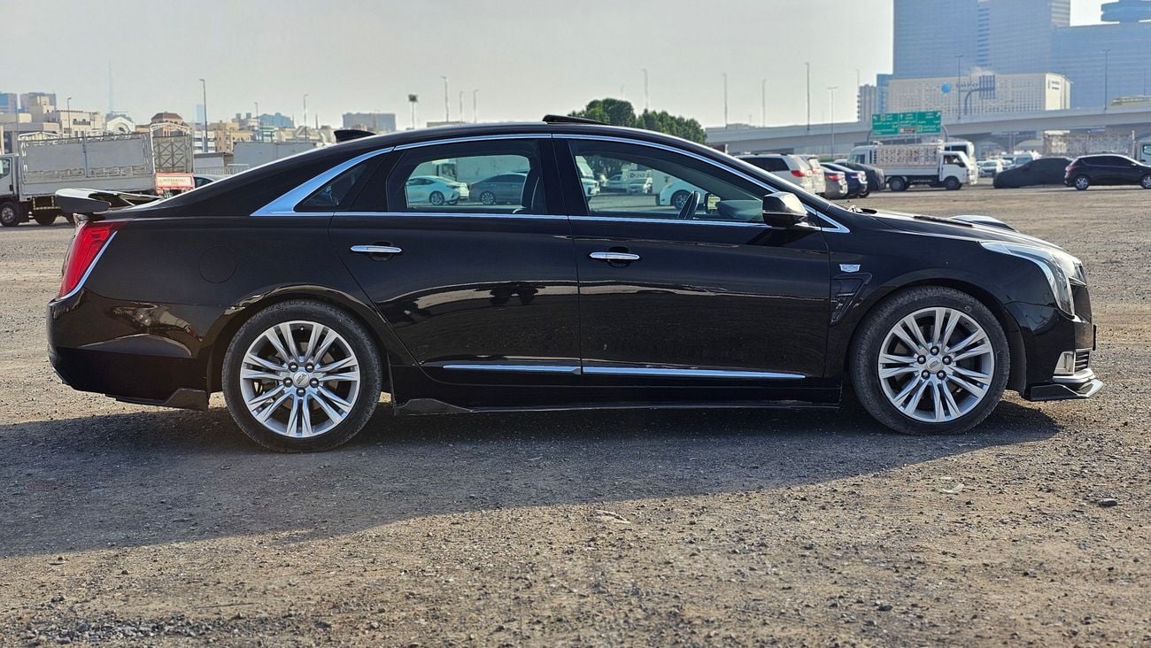 كاديلاك XTS premium luxury 3.6L full option