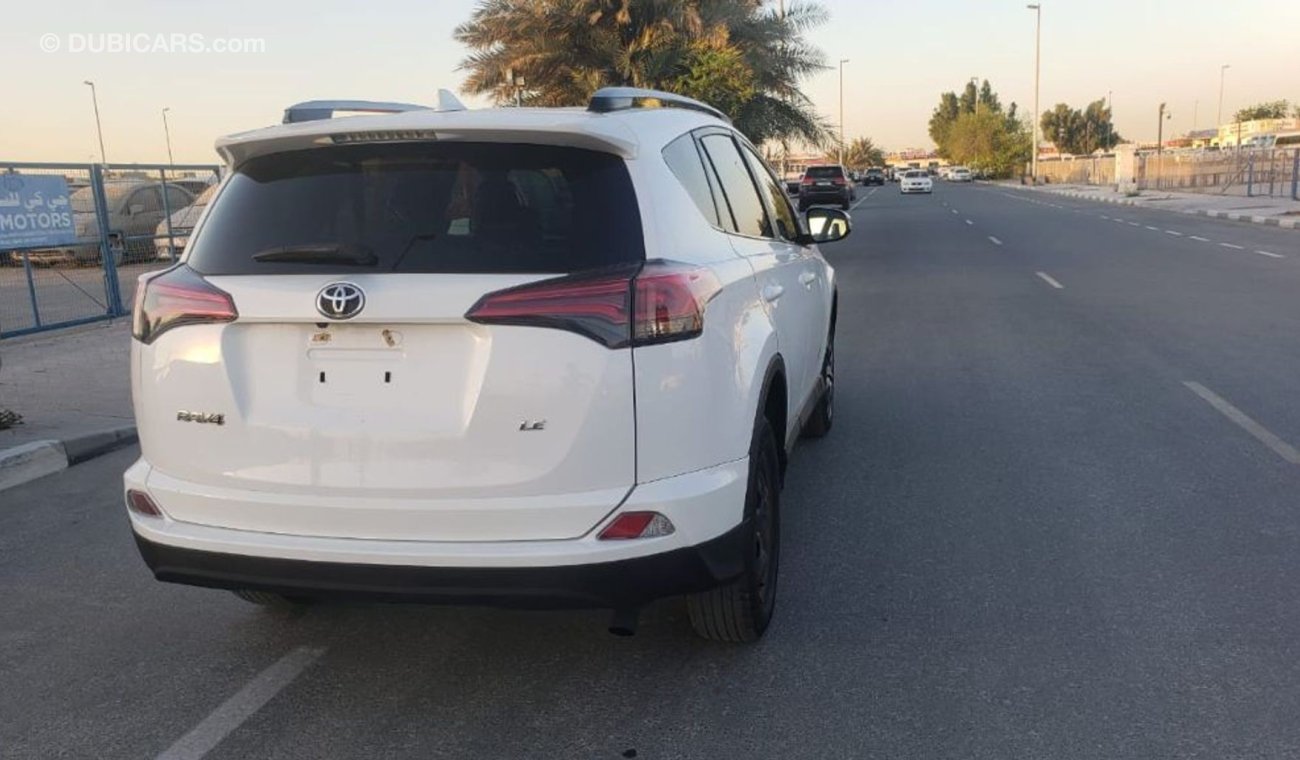 تويوتا راف ٤ TOYOTA RAV4 2017 WHITE