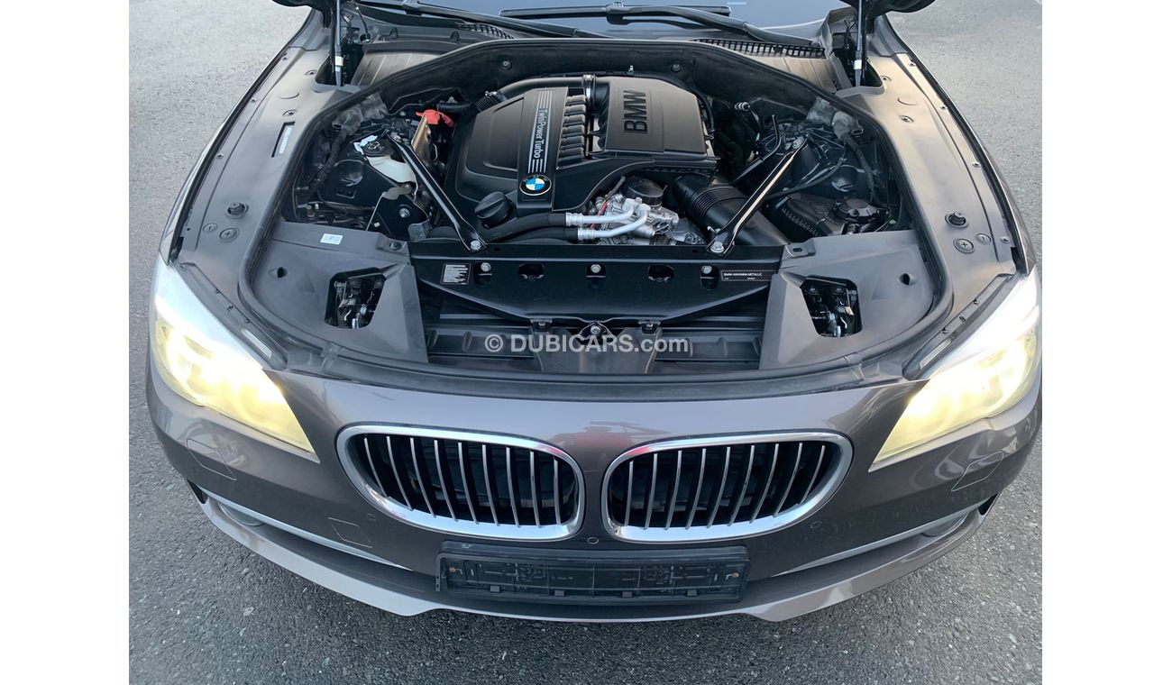 BMW 740Li BMW 740 Li_2013_GCC_Excellent_Condithion _Full opshin