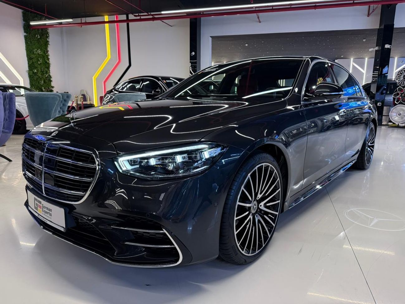 Mercedes-Benz S 500 4MATIC 3.0L 2025 Mercedes-Benz S 500L - GCC - 5 Years Agency Warranty - AMG Package