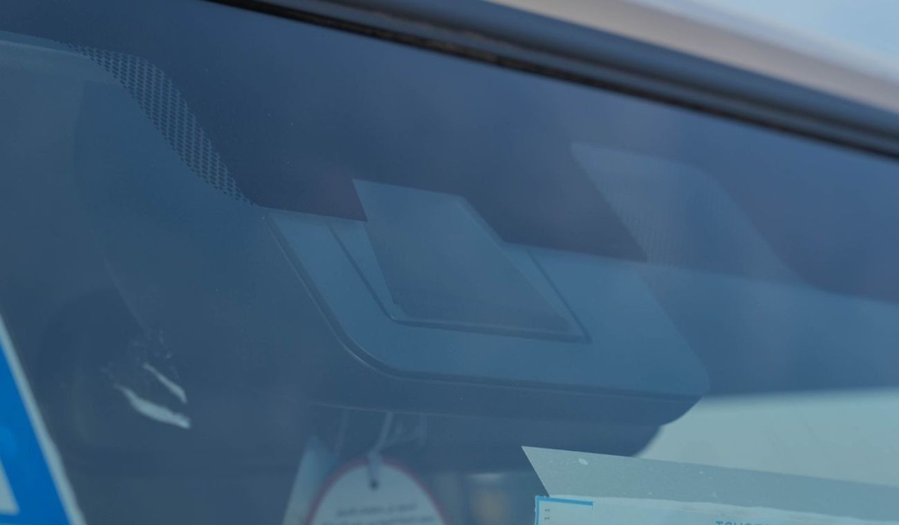 Toyota Land Cruiser Pick Up 2025 Toyota Land Cruiser LC79 4.0 SC AT Petrol Full Option (Beige)