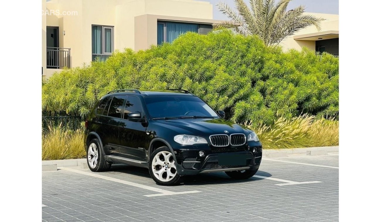 BMW X5 xDrive 35i || Sunroof || GCC || Well Maintained