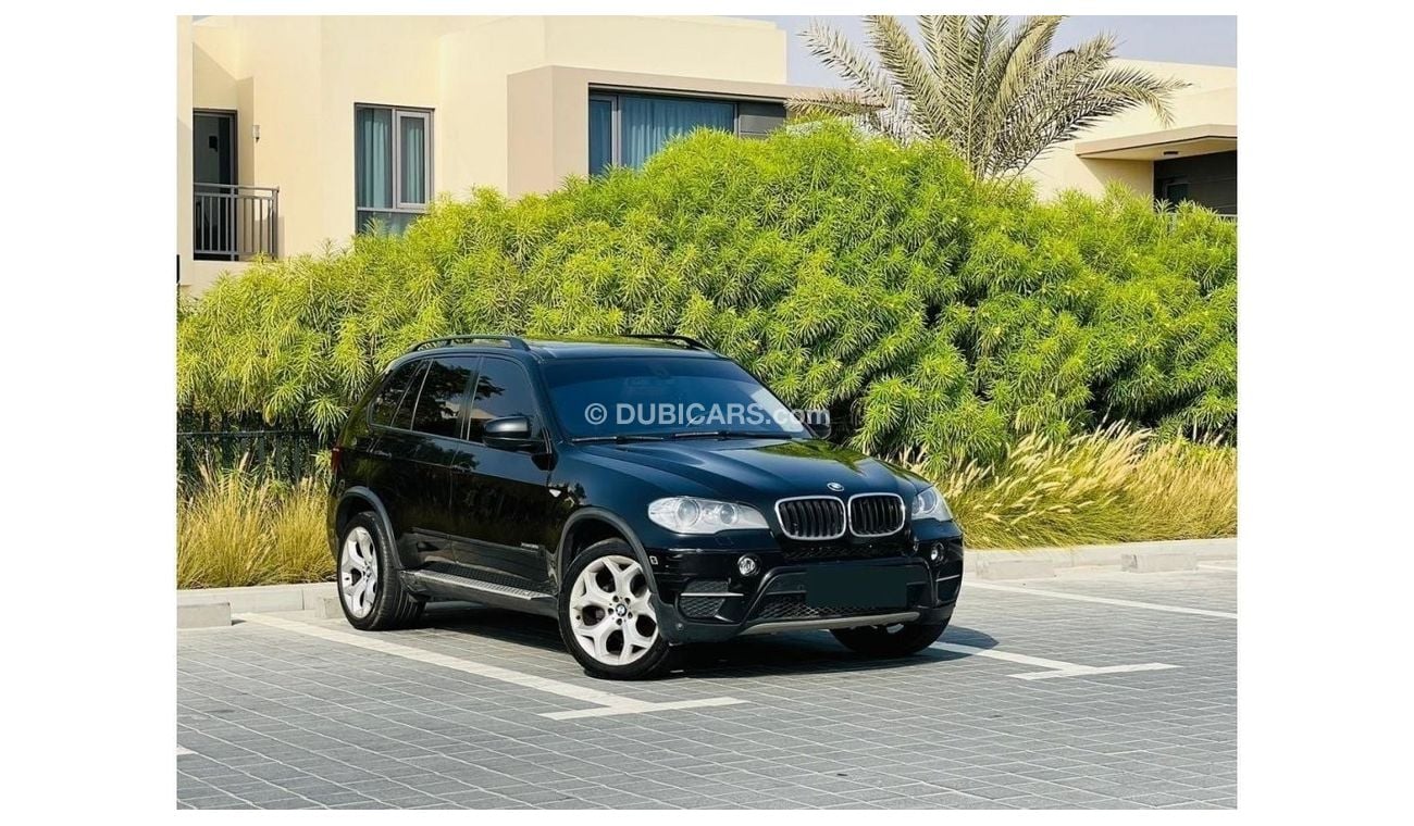 BMW X5 xDrive 35i || Sunroof || GCC || Well Maintained