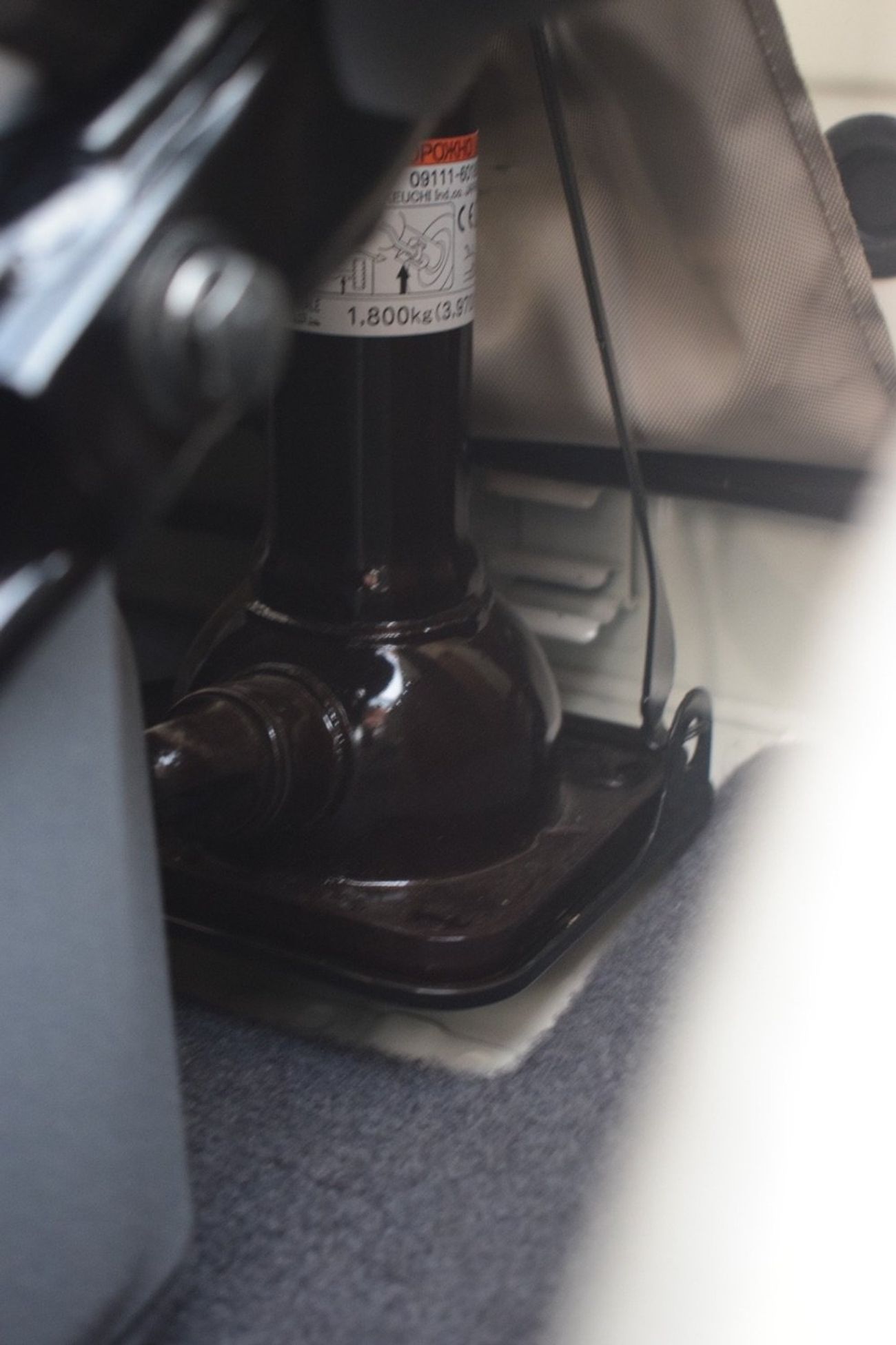 تويوتا لاند كروزر بيك آب Double Cabin 4.5L