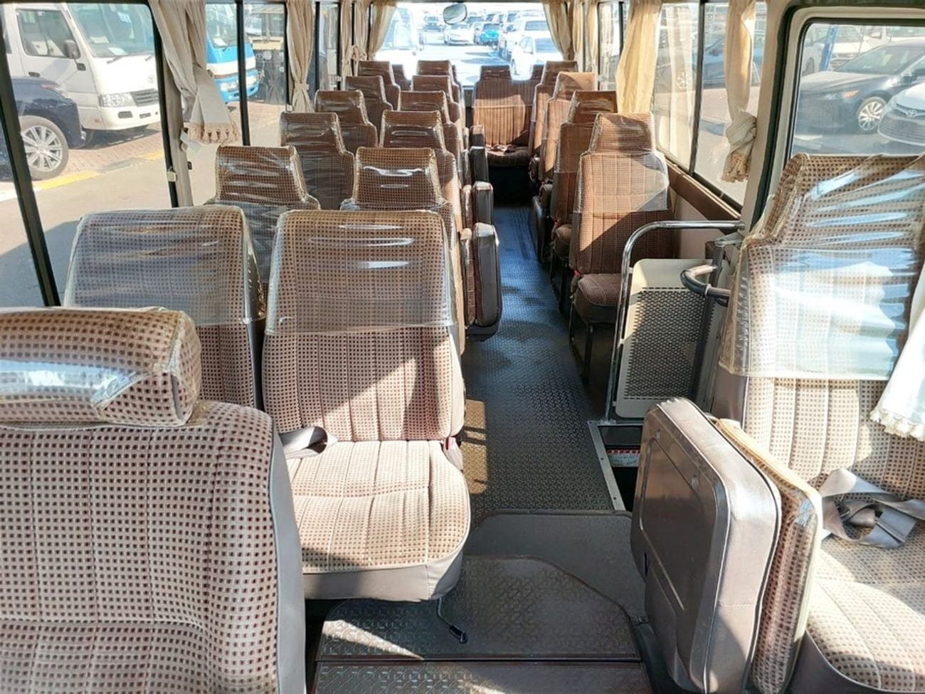 Toyota Coaster TOYOTA COASTER BUS RHD 1992 MODEL 4.1 L DIESEL MANUAL(PM03254)