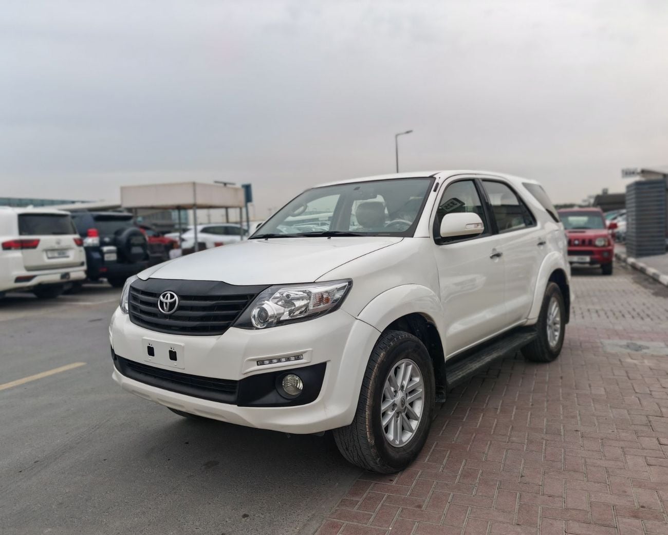 Toyota Fortuner 60TH