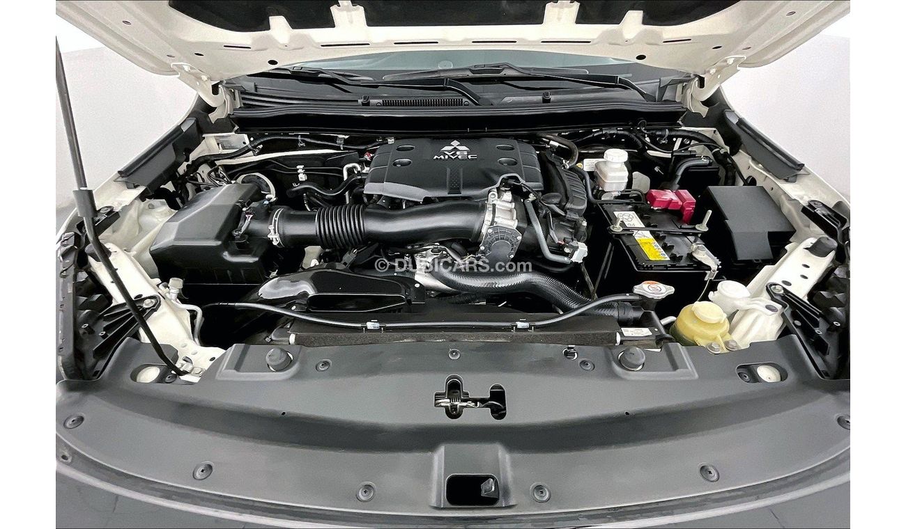 Mitsubishi Montero Signature